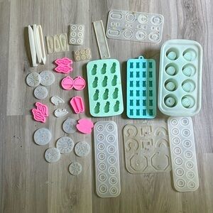 Resin molds